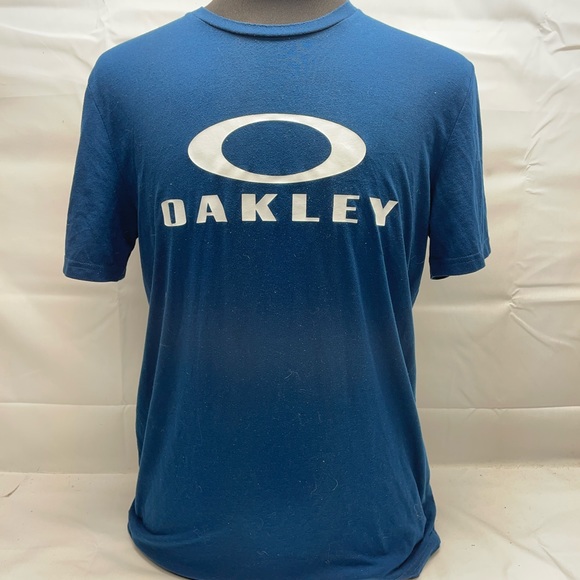Men’s Oakley Short Sleeve Shirt Size Medium Blue - Picture 1 of 3